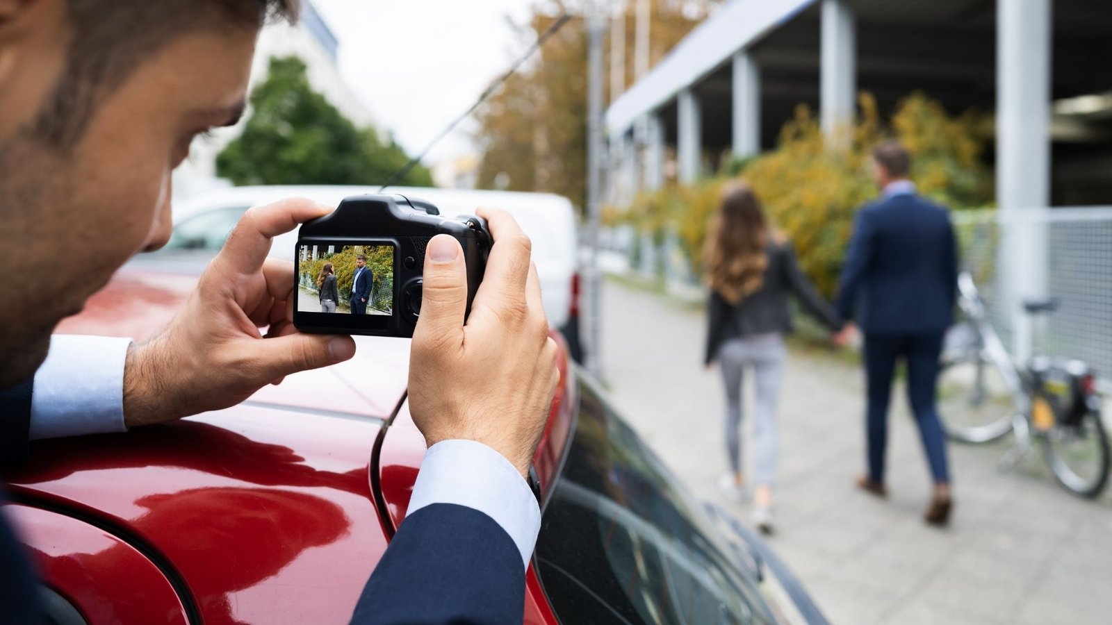 Infidelity Investigator conducting discreet surveillance investigation for an infidelity case.